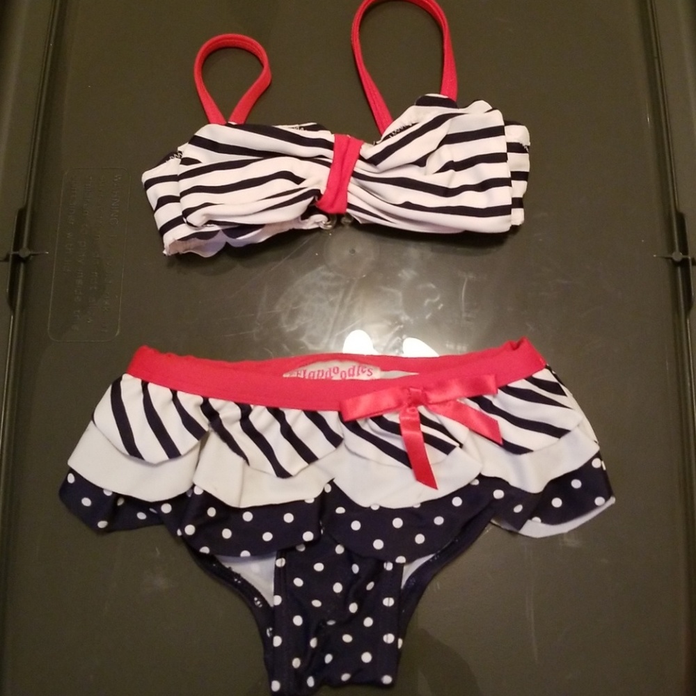 Super cute toddler bikini.